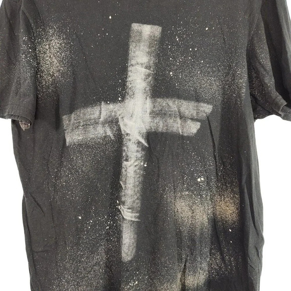 District Black Cross T-Shirt Shirt Bleach Spatter Women Size L Short Sleeve - Picture 3 of 7